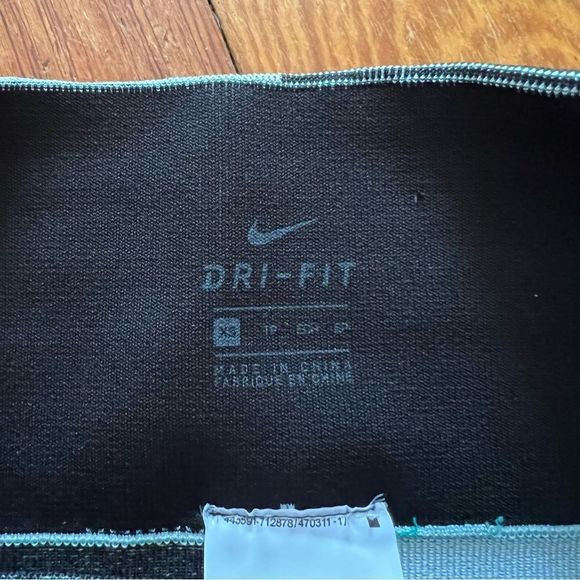 NIKE leggings pants Icon Clash Sculpt Lux Ribbed High Waisted XS CJ4135-097 - Picture 6 of 7